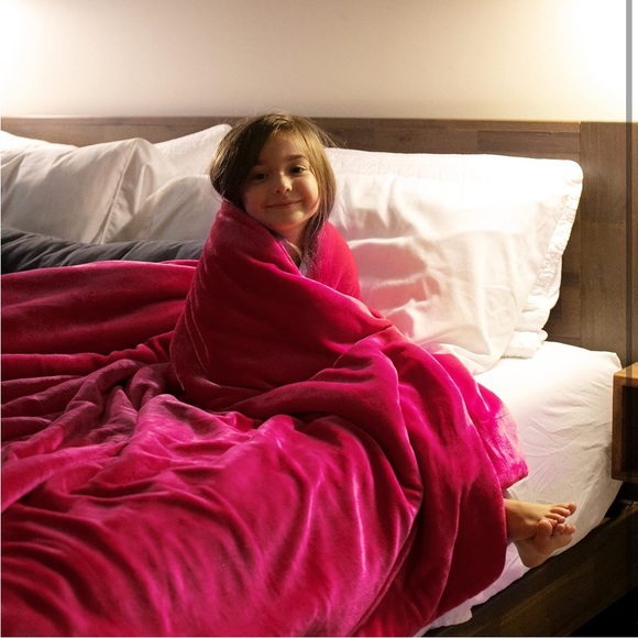 NICETOWN Christmas Sherpa Fleece reversible blanket 60x80 burgundy red(NWT) - Picture 9 of 10